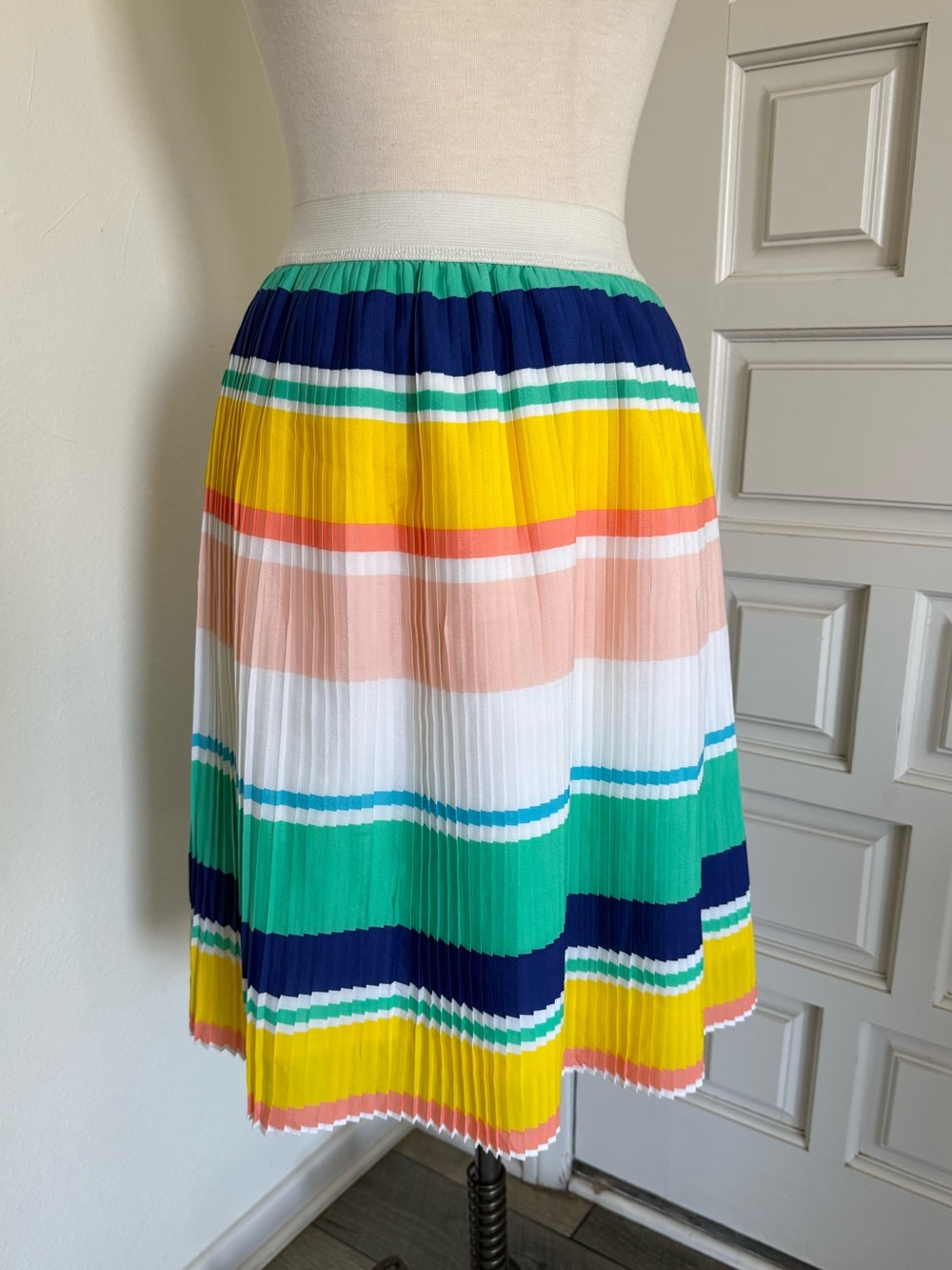 Merona Multicolor Striped Pleated Skirt Green Yellow Navy Blue Peach Size Large